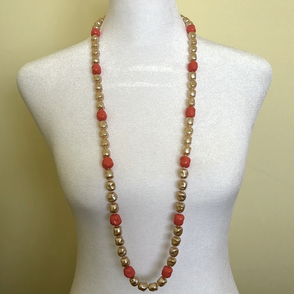 Joan Rivers long vintage faux pearls and pink stone necklace